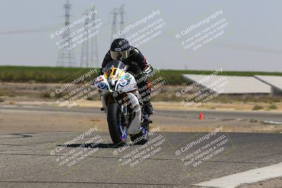 media/Sep-01-2025-Lets Ride (Mon) [[4370d11284]]/B Group/1220pm (Wheelie Bump)/